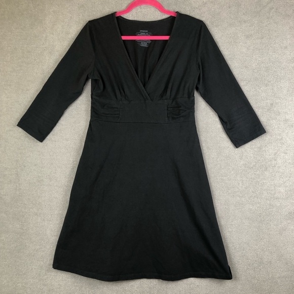 Patagonia Dresses & Skirts - Patagonia Margot 3/4 Sleeve V Neck Organic Cotton size M